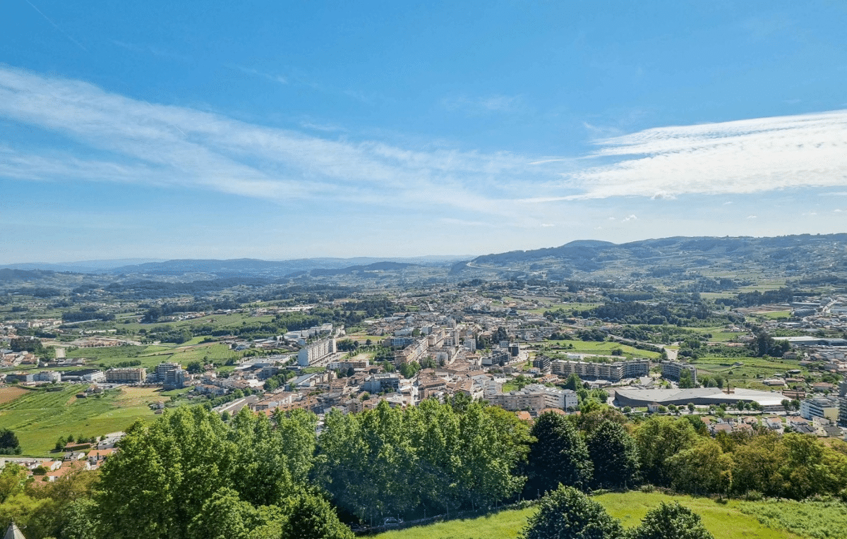 Imagen aérea de Folgueiras, localidad a la que va de intercambio el CEIP Wenceslao Fernández Flórez