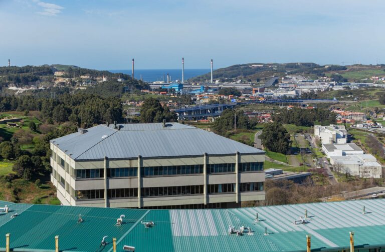 Imagen de la ETSAC, que acogerá el Congreso Docomomo Ibérico en 2025