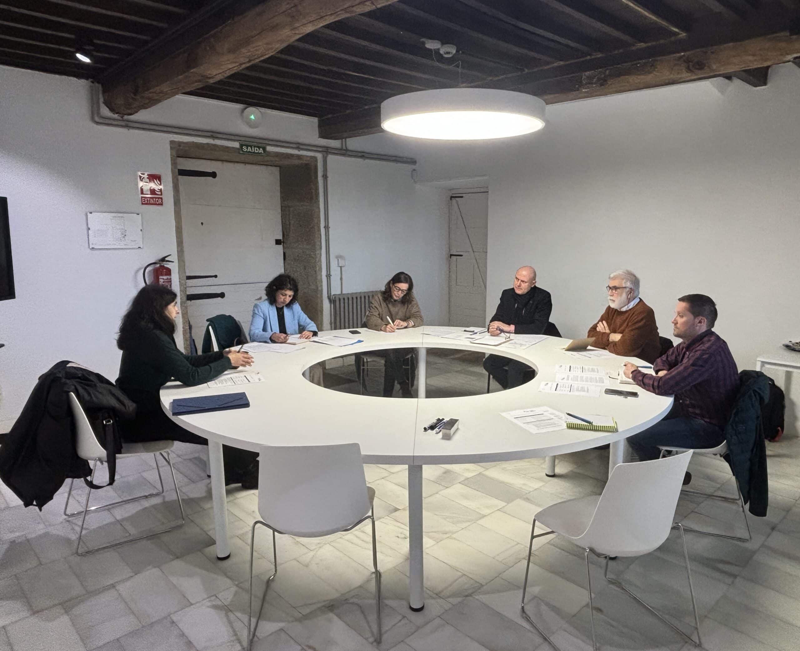 Reunión entre UDC y Diputación por el coworking del Pazo de Arenaza