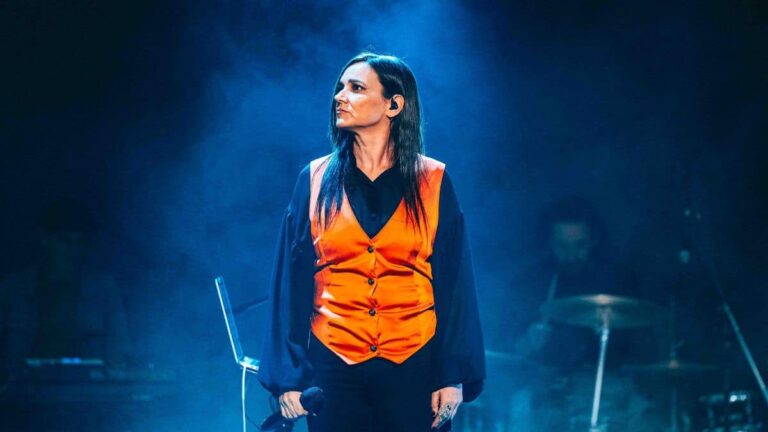 Imagen de Guadi alego durante un concierto