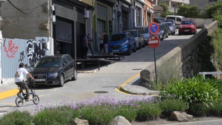 Comienzan las obras de reurbanización de la rampa del Matadoiro. Javier Alborés