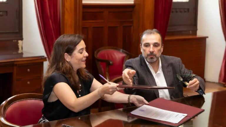 El Concello renueva su apoyo al Circo de Artesáns con un convenio de 91.000 euros