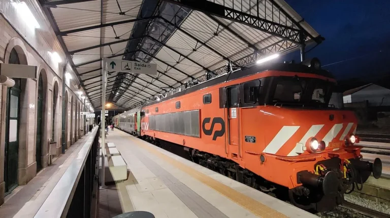 tren A Coruña Algarve