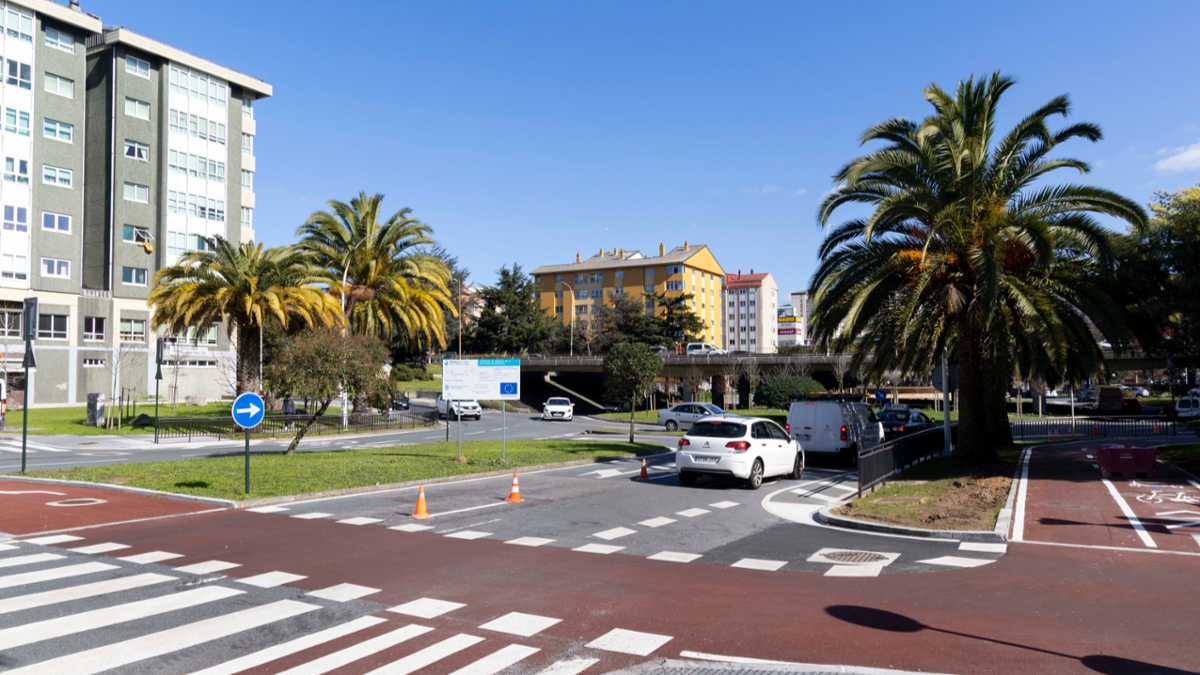 A Coruña amplía las obras de mejora del firme a Elviña, Cuatro Caminos y la Falperra