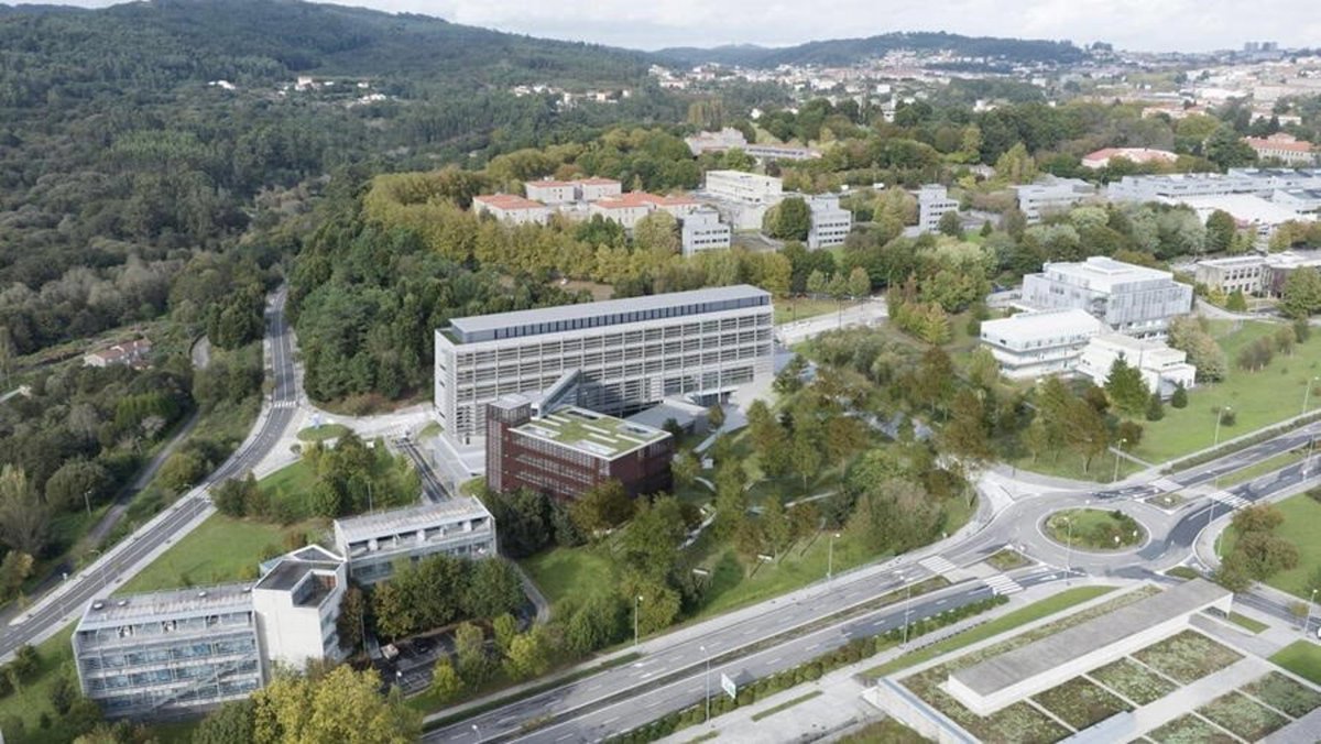 nuevo edificio farmacia USC