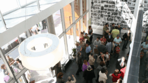 plazas actividades socioculturales