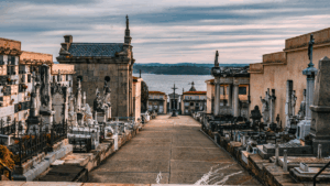 Coruña horario cementerios