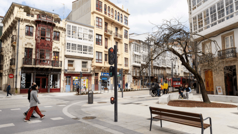 coruna ciudades caminan premio