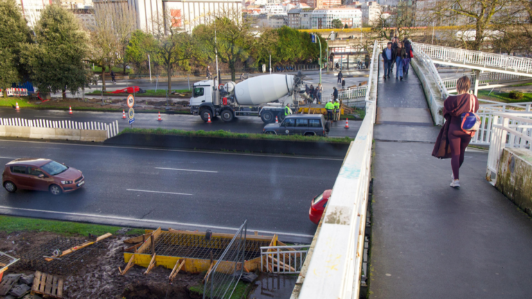 pasarela alfonso molina coruna cortes trafico